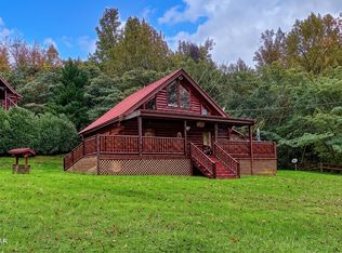 2740 Waldens Creek Rd, Sevierville, TN 37862