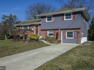 7 Walnut Dr, Burlington, NJ, 08016