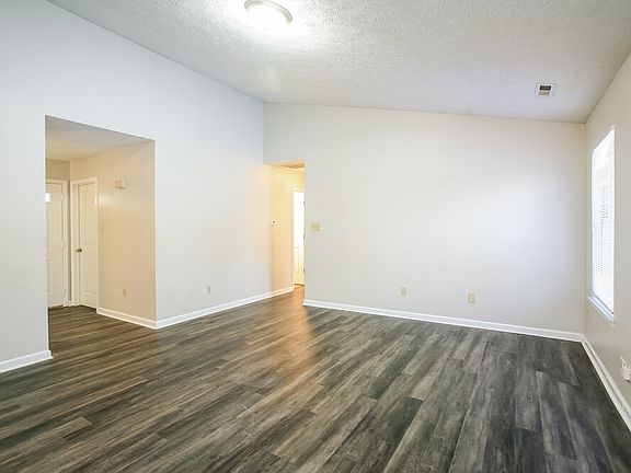 4th image of 5714 Prestonwood Ct