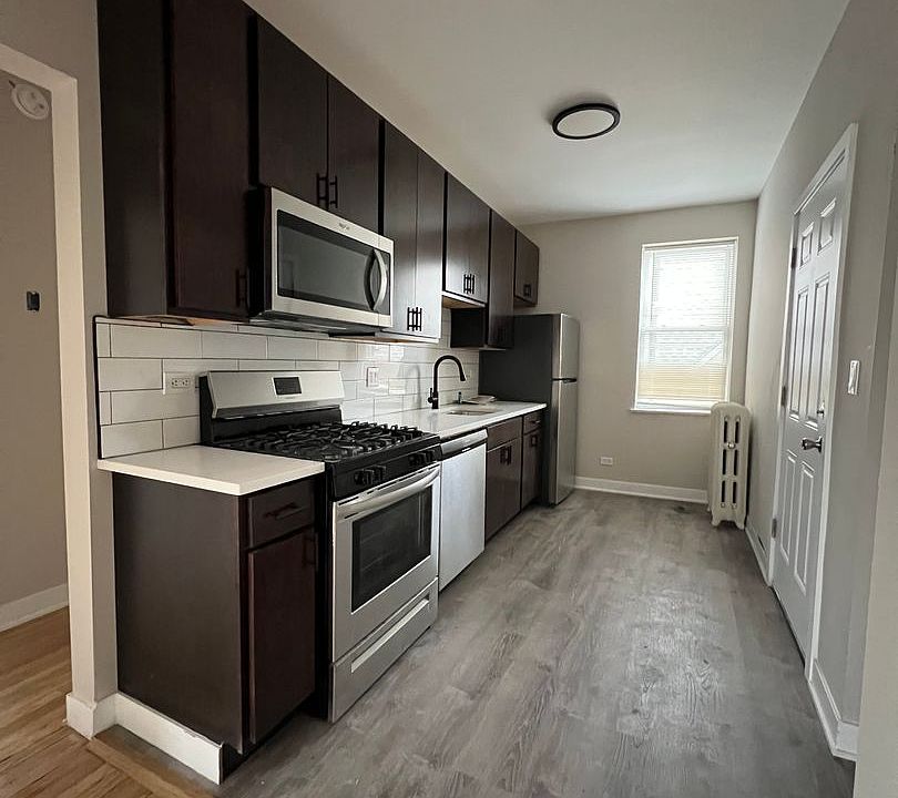 1st image of 3501-07 W Sunnyside Ave #3501-2