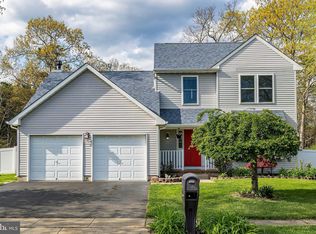 15 N Olympia Dr, Waretown, NJ 08758