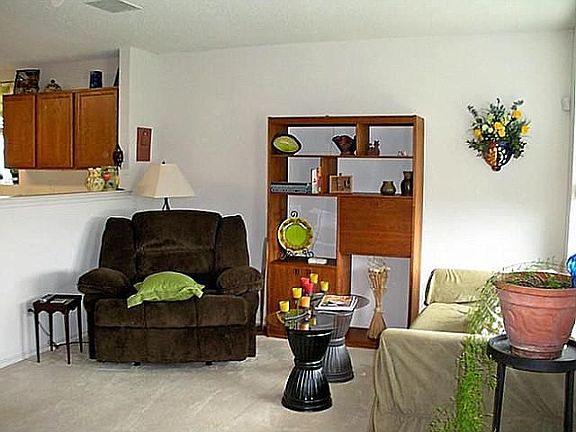 3rd image of 2676 Shorewood Dr