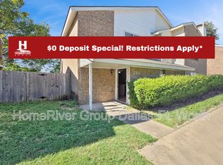 218 Country Bend Dr, Duncanville, TX 75137