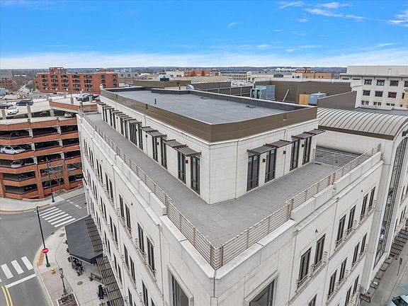 3rd image of 34901 Woodward Ave #3