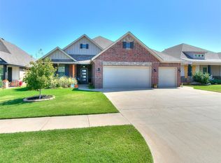 2916 Wild Rose Ln, Yukon, OK 73099