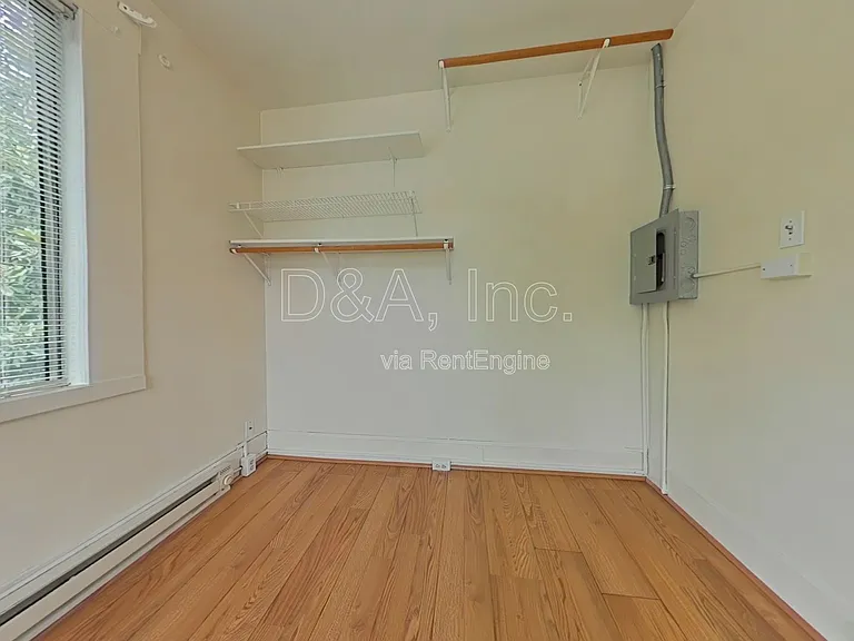 1363 NW Monroe Ave #3 — Photo 6