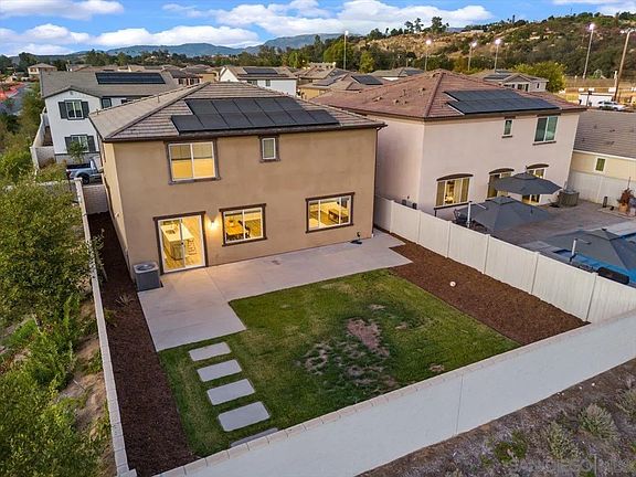 3rd image of 28230 Blossom Ct