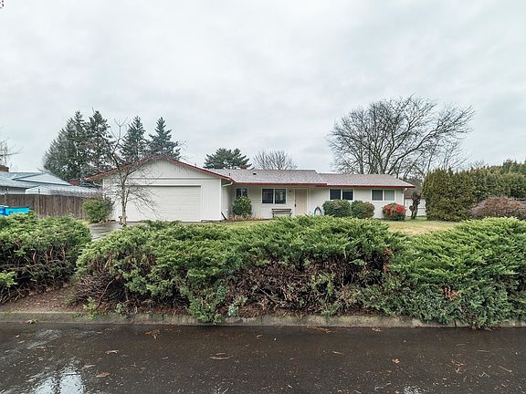 4th image of 15512 NE 20th St