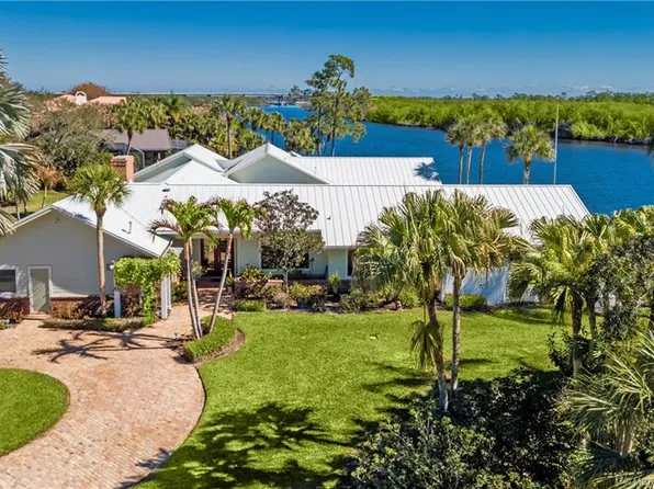 525 SW Perth Pl, Palm City, FL 34990