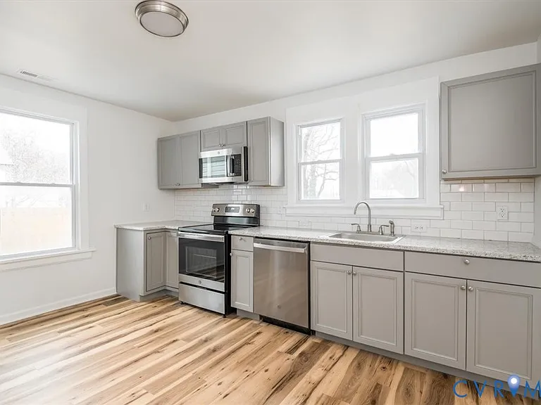 2726 Alexander Ave — Photo 21