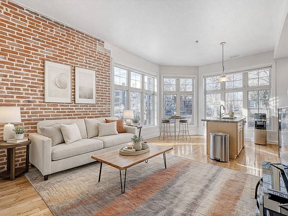 4th image of 800 E 18th Ave APT 107