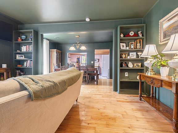4th image of 308 S Davisson St