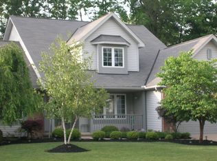 3737 Sandlewood Dr, Brunswick, OH