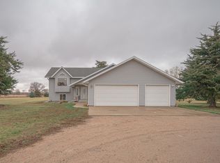 48224 332nd St, Jefferson, SD 57038