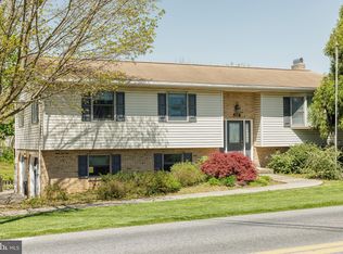 518 W Trout Run Rd, Ephrata, PA 17522