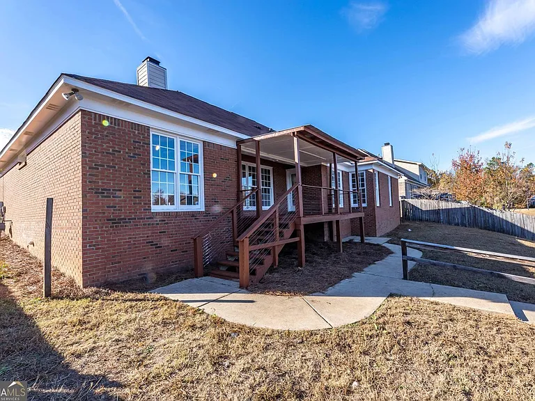 7988 Westlake Dr — Photo 38
