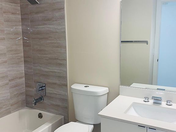 5th image of 2412 NE 26th St #5