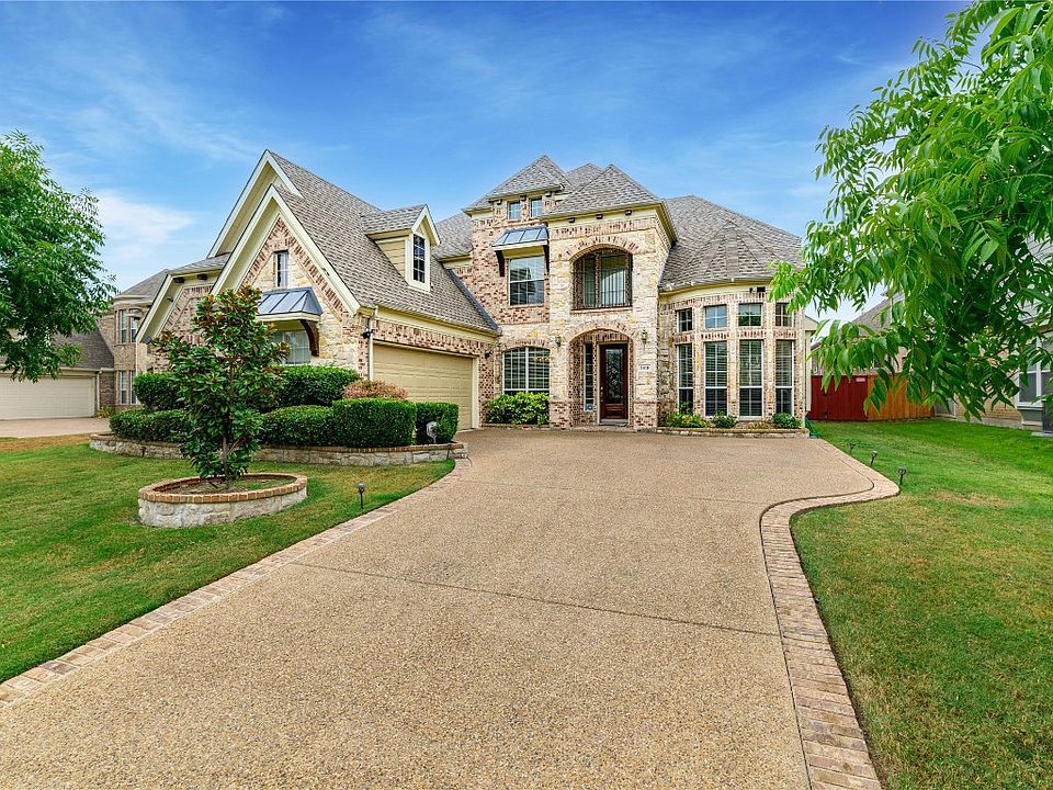 1st image of 2418 Green Meadow Dr