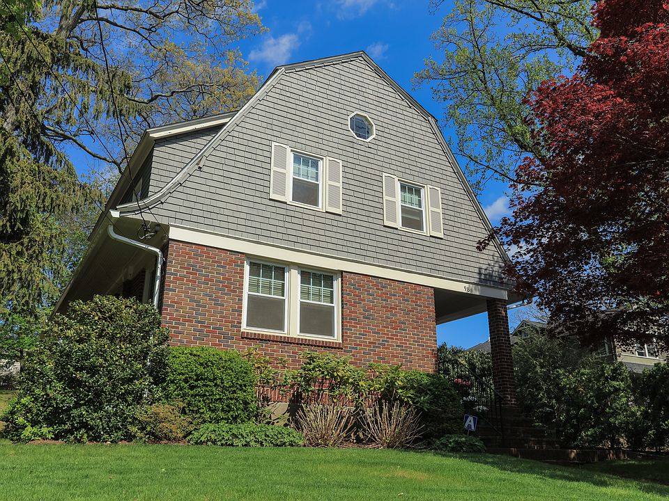 1st image of 98 Murray Ave