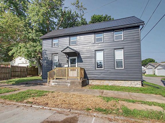 2nd image of 717 N 15th St