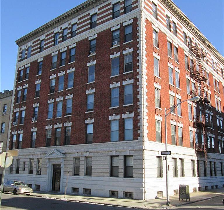 1st image of 92 Hamilton Ave APT 5C
