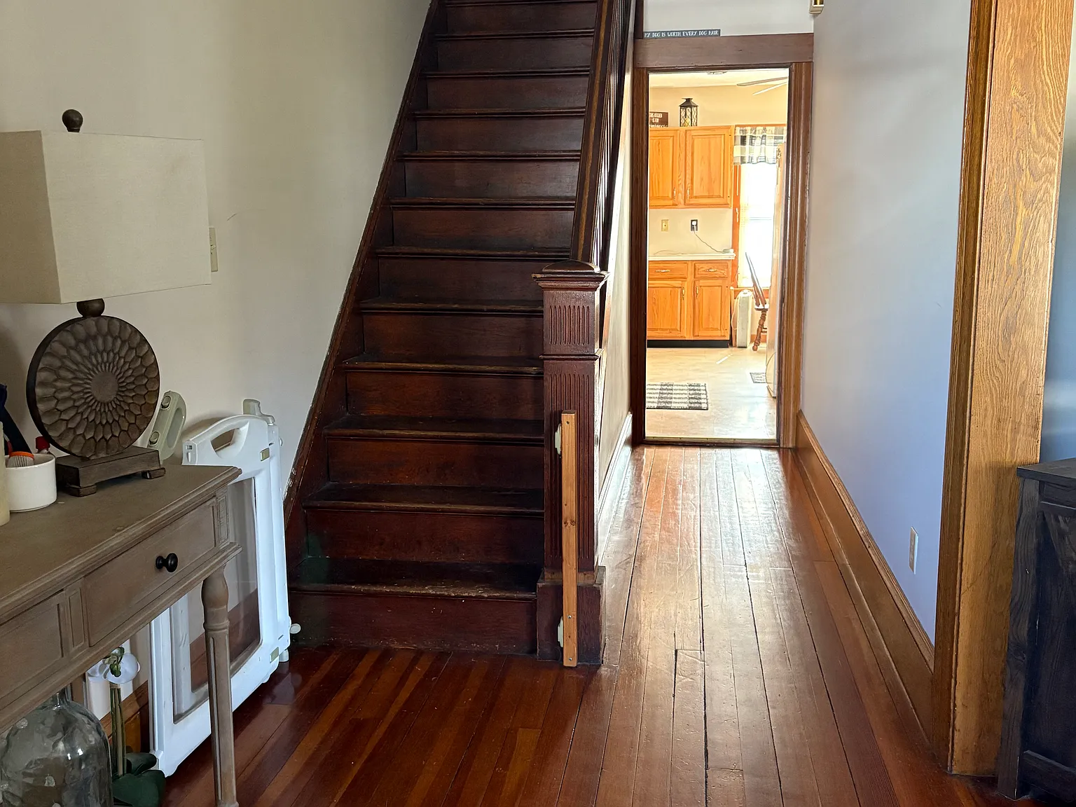 3 bed, 1800 sqft, $2,100 — Photo 1