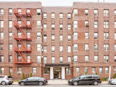 1680 Ocean Ave APT 2E, Brooklyn, NY, 11230
