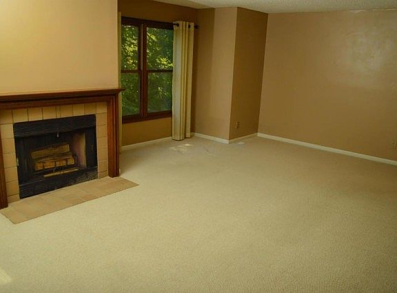 3rd image of 5191 Willow Grove Pl S