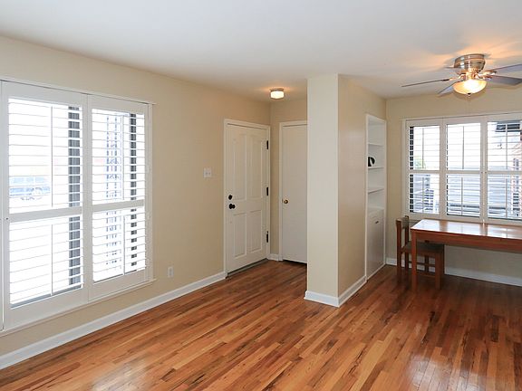 4th image of 1748 E Kenwood Cir