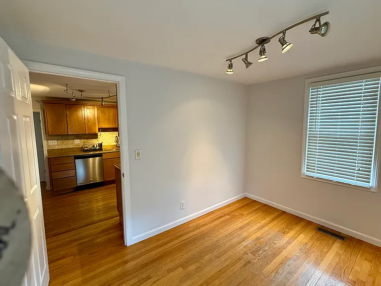 65 Terrace Ave #1 — Photo 11