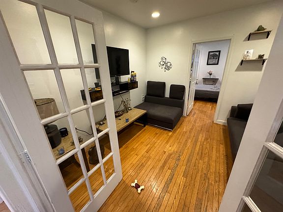 5th image of 29 Westervelt Pl APT 3