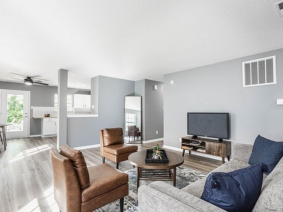 2nd image of 13076 N Becks Grove Dr