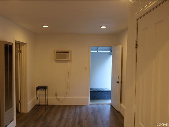 4th image of 10799 Sherman Grove Ave