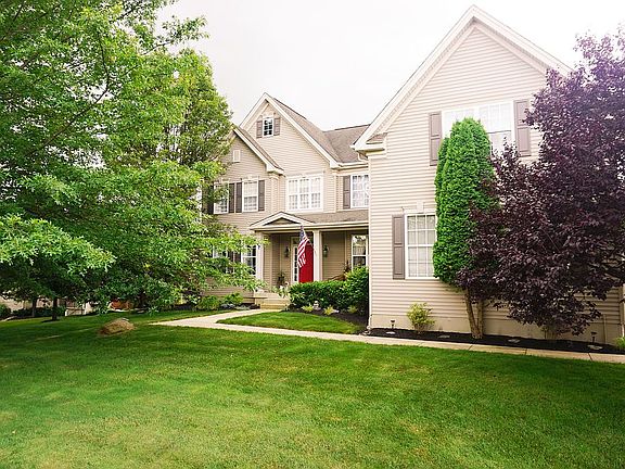 3rd image of 1341 Treeline Dr