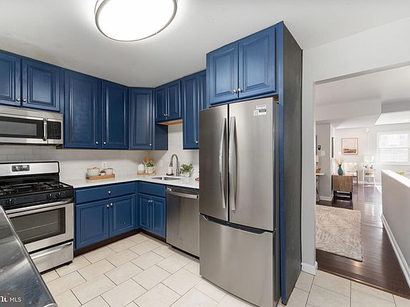4th image of 4305 Ensbrook Ln