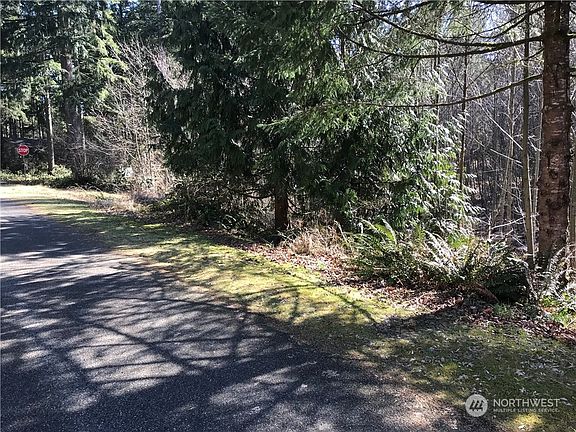 5th image of 7647 Mockingbird Drive SE