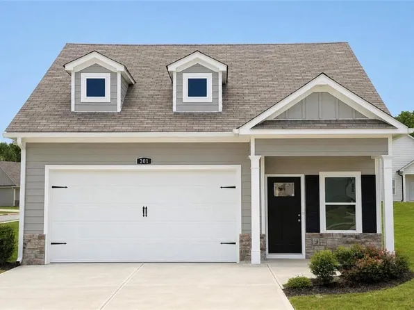 201 Daisy Ct, Cartersville, GA 30121