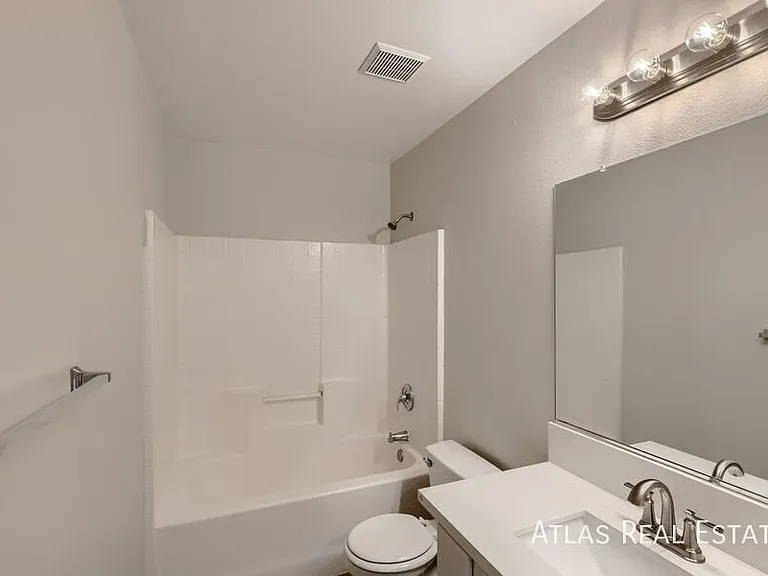 3105 Meadow Flower Ave — Photo 9
