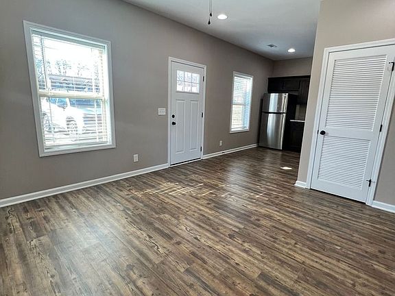 3rd image of 214 Buffalo Valley Dr #90