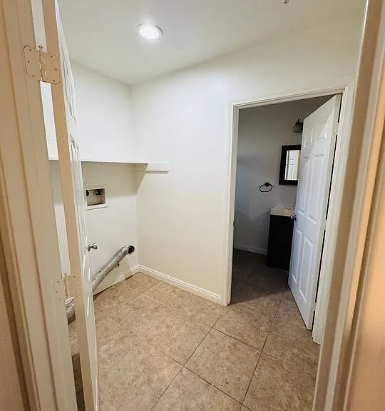 8820 S Orchard Ave #8820 — Photo 5