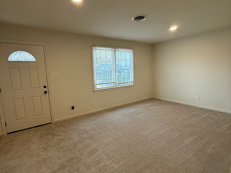 15705 Gary Ave — Photo 12