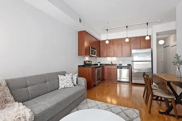 565 W Quincy St #1013 — Photo 5