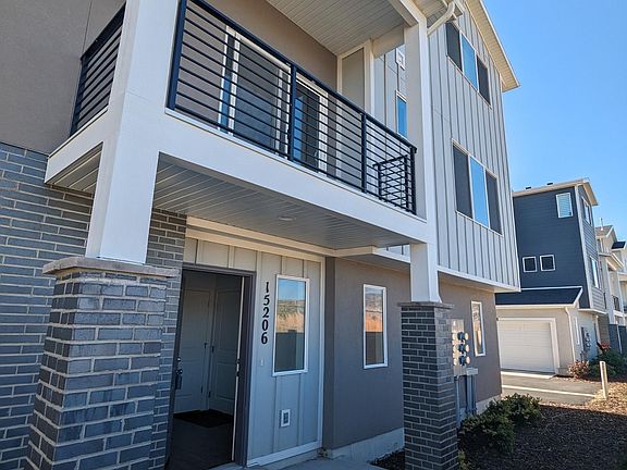2nd image of 15206 S Wild Horse Way