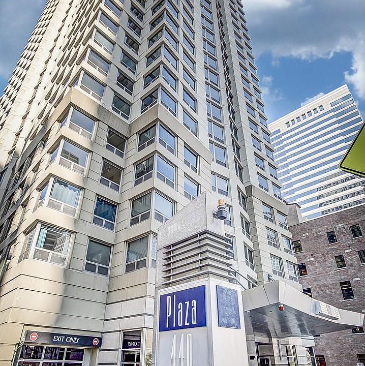 1st image of 440 N Wabash Ave APT 407
