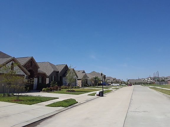 4th image of 16223 Philippa Creek Way