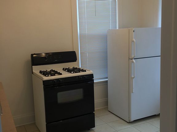 5th image of 4018 Joliet Ave APT 2F