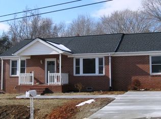 177 E Aiken Rd, Eden, NC 27288