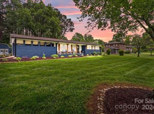 809 Elaine Dr, Albemarle, NC 28001