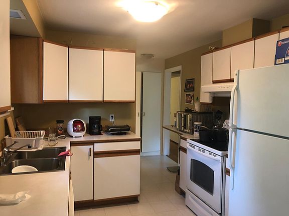 5th image of 10436 SE 13th St