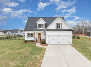 8876 Belews Ridge Rd, Stokesdale, NC 27357